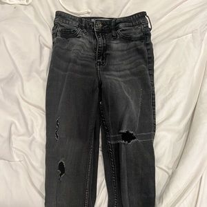 Black hollister skinny jeans